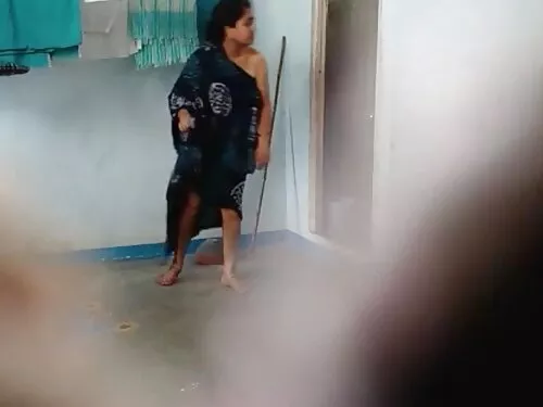 अग्लो खुट्टाको चल्ला ...