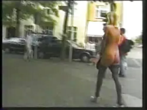 भावुक बेब गोल्डेन जे ...