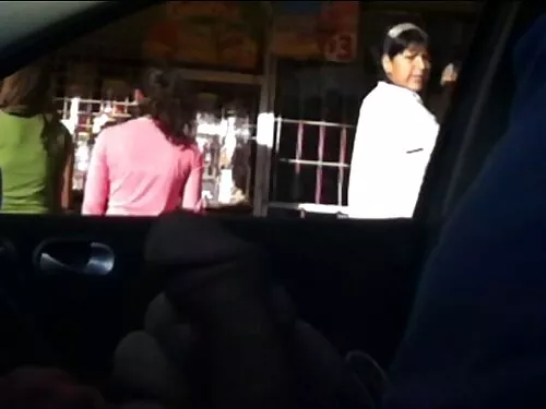 जवान केटाले आफ्नी सु ...