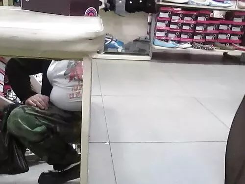 लचिलो एन्जेनेट एस्टो ...