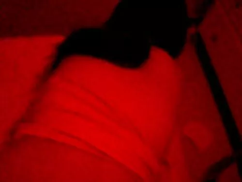 Lesbo nymphos Emily  ...